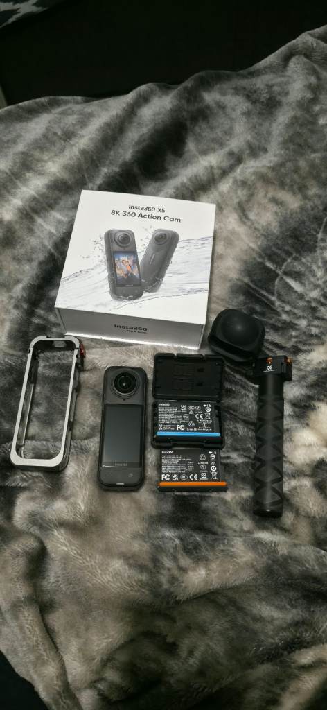 Insta360 X5 8K 360 Action Camera Bundle – Excellent Condition