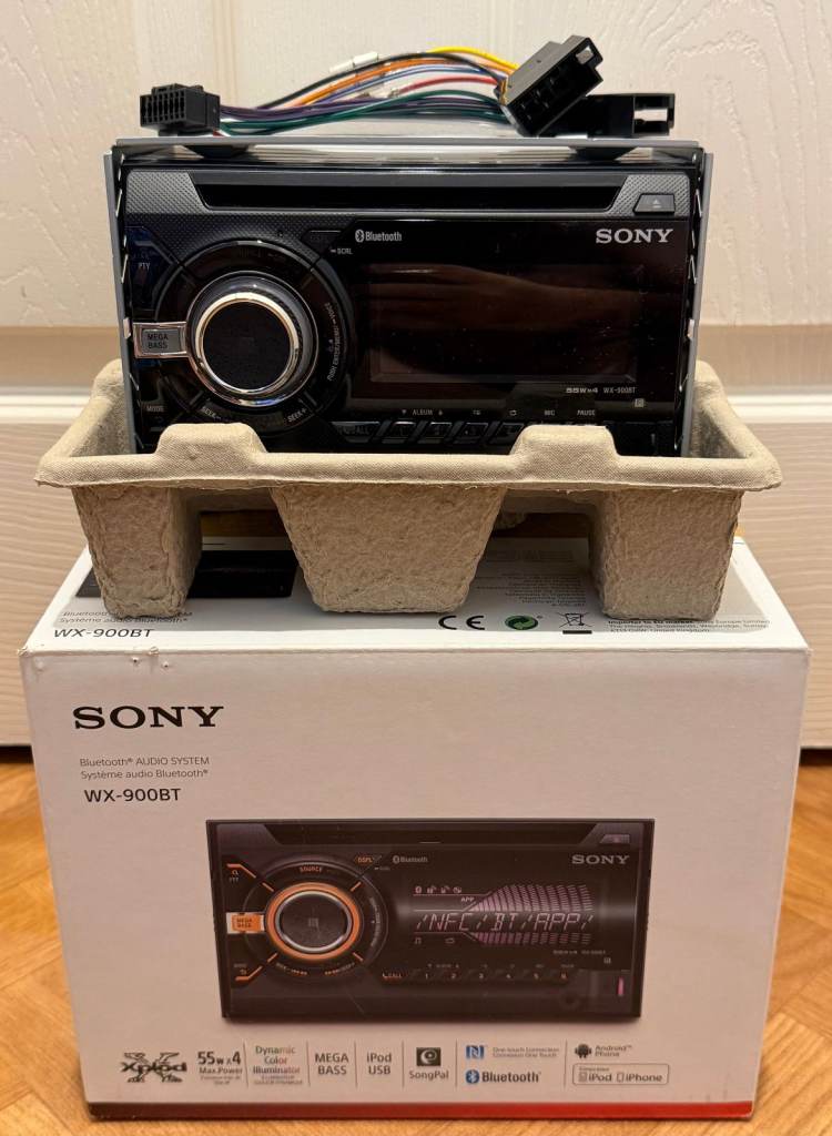 Sony Double Din Car Stereo - WX-900BT Bluetooth