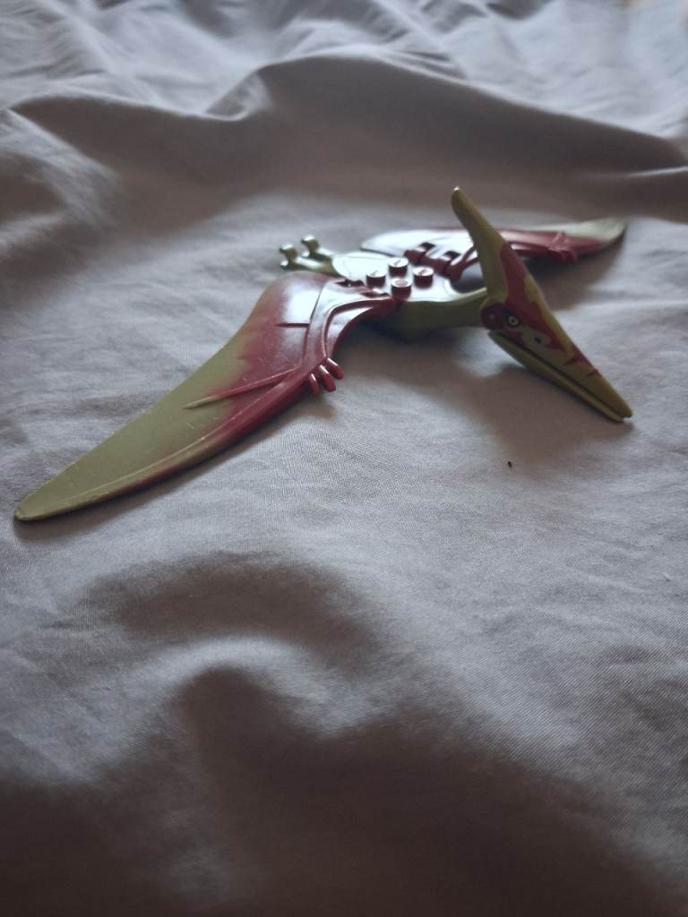 LEGO Pterodactyl Dinosaur Figure – Good Condition
