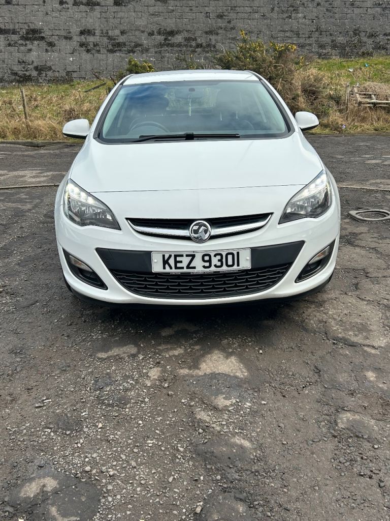 Vauxhall, ASTRA, Hatchback, 2014, Manual, 1598 (cc), 5 doors