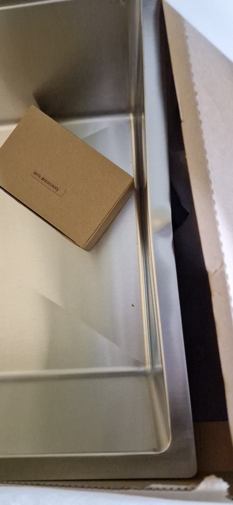 Brand new never installed Rangemaster underhung sink with slight damage 