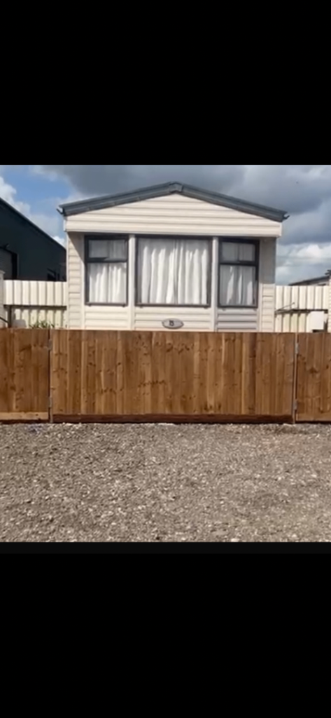 To bed, Mobile home to rent in Wickford Essex