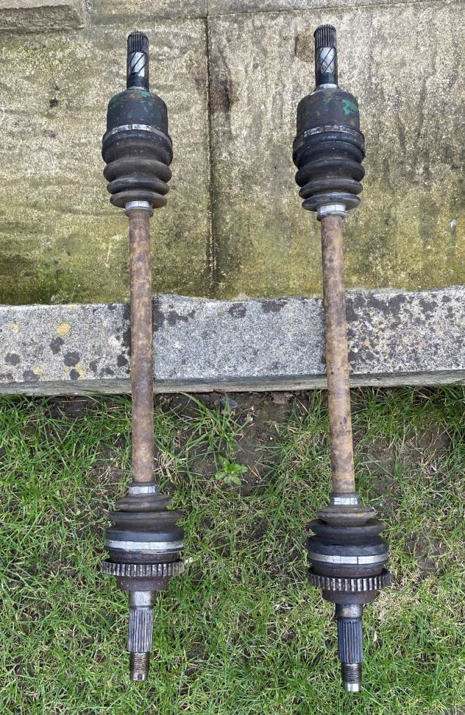 Mazda MX5 mk2.5 pair of drive shafts