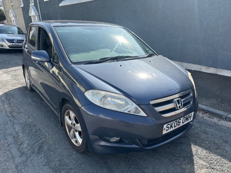 Honda FR-V 2006 2.0 Petrol for sale.