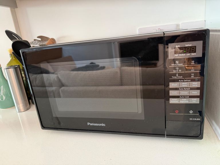 Microwave Oven 800W