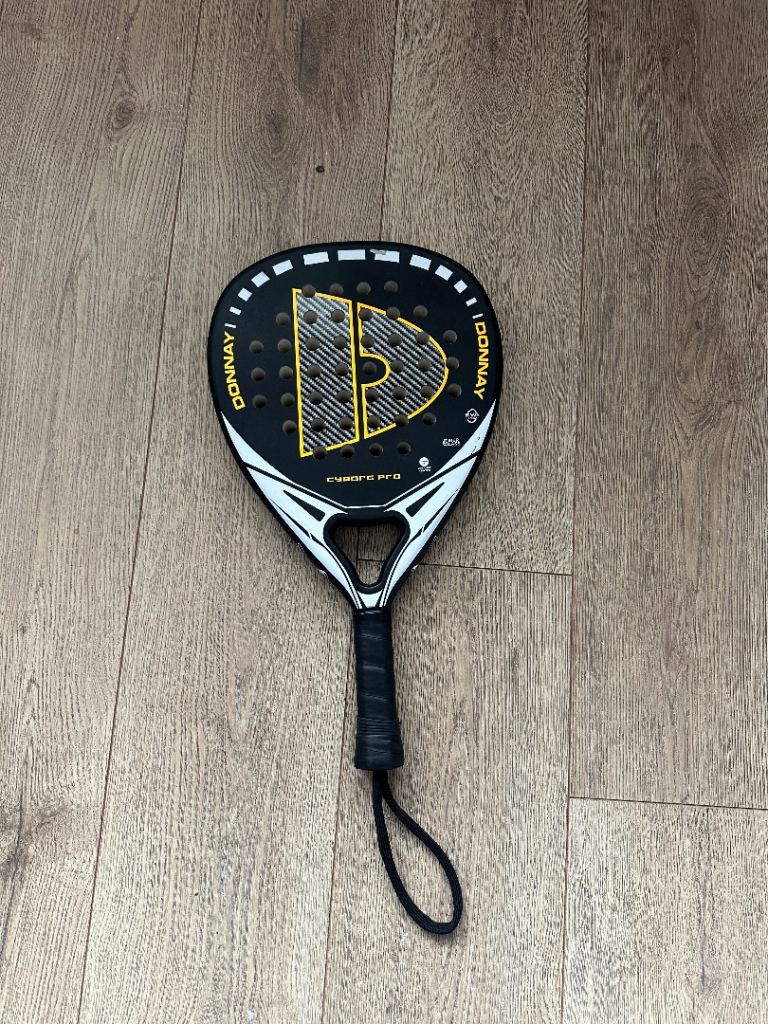 Padel racket 