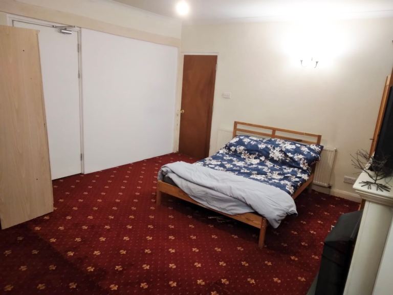 Rent Large Double Room (Living Room Size) HA3