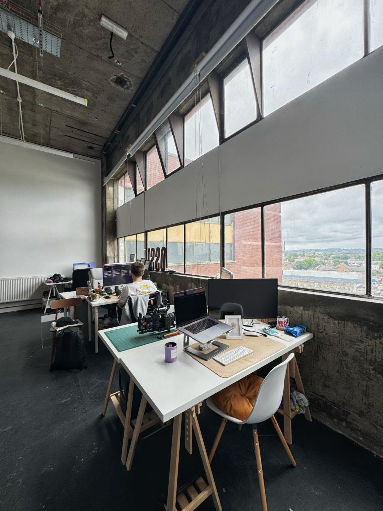 Desk space in creative hub (Tottenham Hale)