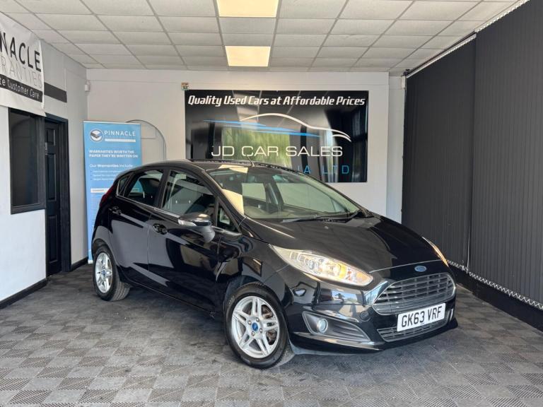 2013 Ford Fiesta 1.6 Zetec Powershift Euro 5 5dr HATCHBACK Petrol Automatic
