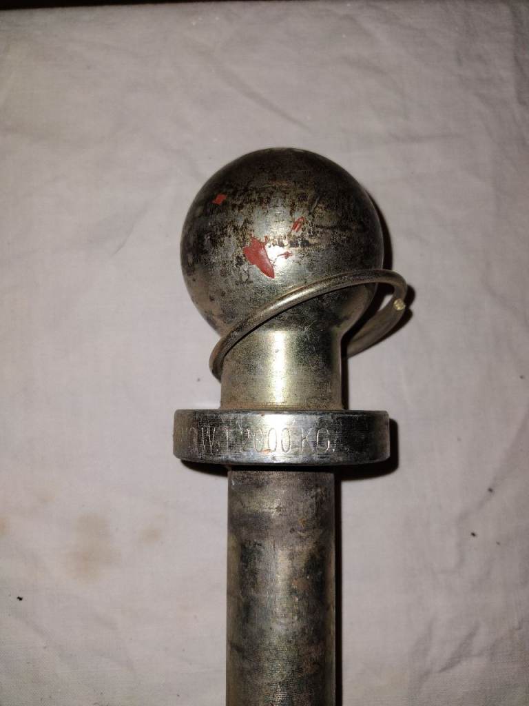 Towbar ball hitch pin 