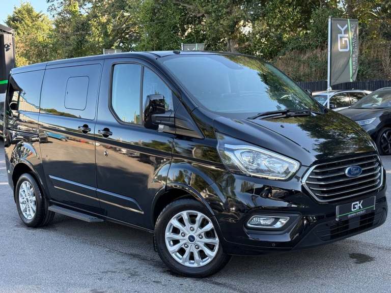 2019 Ford Tourneo Custom 310 TITANIUM L1 - WAV - WHEELCHAIR ACCESSIBLE - LOW MILEAGE - NEW CLUTCH...