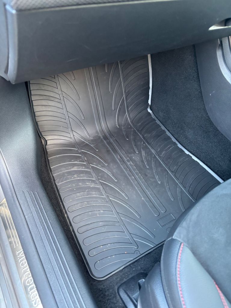 Mercedes cla fitted rubber mats 2023