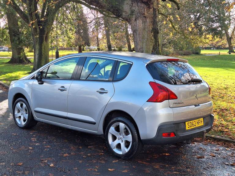 Peugeot, 3008, Hatchback, 2012, Manual, 1560 (cc), 5 doors