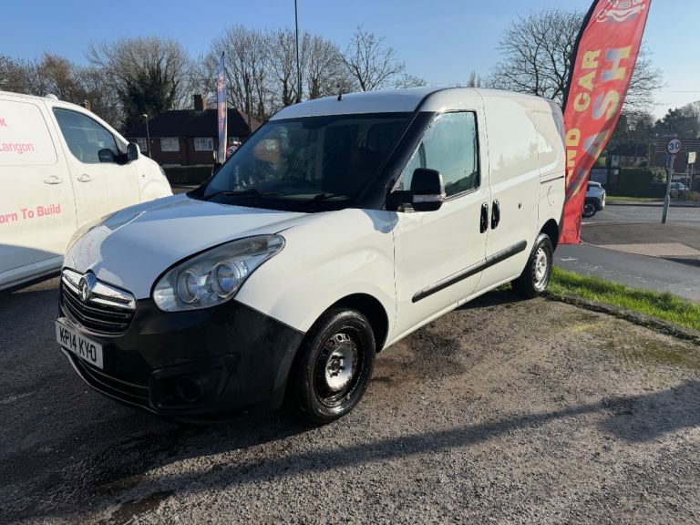Spares Or Repair Vauxhall Combo 1.3 Diesel 80k Miles Non Runner Bargain 