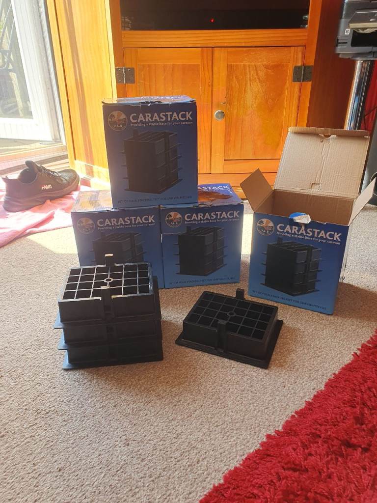 Carastack Stacking Feet / Blocks For Uneven Pitches