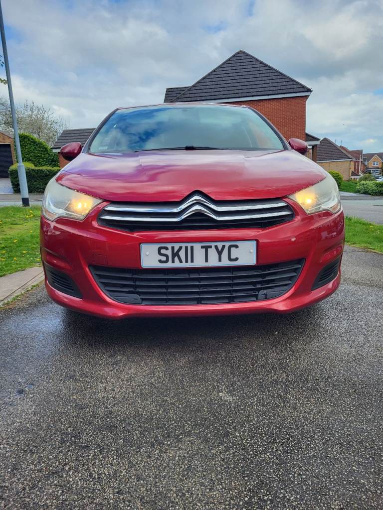 Citroen C4 VTR Hatchback 2011 Manual 1.6 diesel 5 door cheap tax