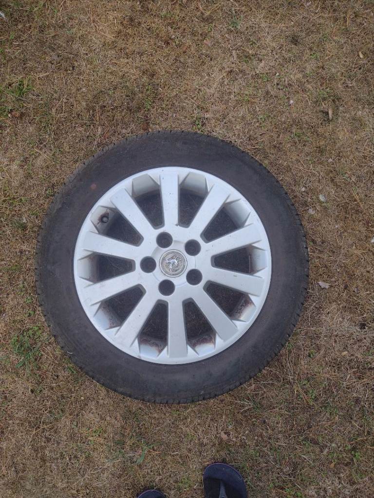 Genuine GM Vauxhall 5 Stud Zafira Alloy Wheel 10 Spoke 16 Inch 6Jx16H2 with Tyre