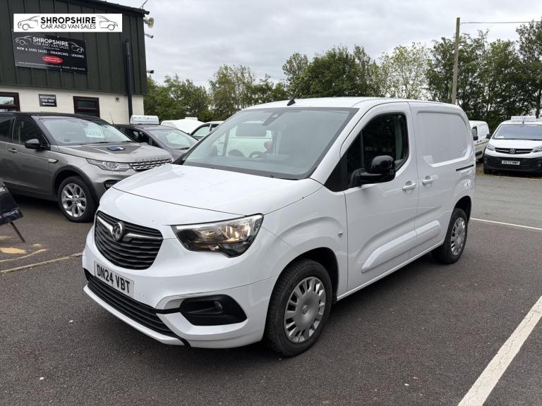 2024 Vauxhall Combo 2300 1.5 Turbo D 100ps H1 Pro Van PANEL VAN DIESEL Manual