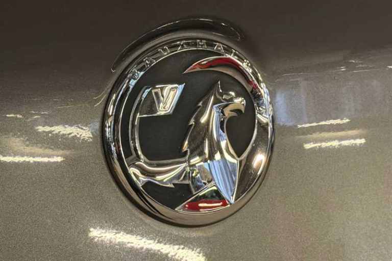 2021 Vauxhall Grandland X 1.5 Turbo D Griffin Edition 5dr HATCHBACK DIESEL Manual