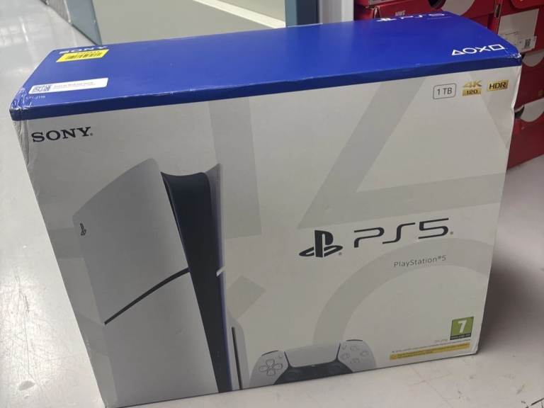Playstation 5 Slim Console – Disc Edition – 1TB – Brand New Sealed + GAME FC26