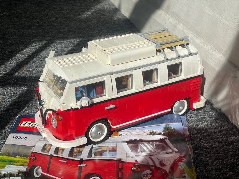 LEGO Volkswagen T1 Camper Van (10220)
