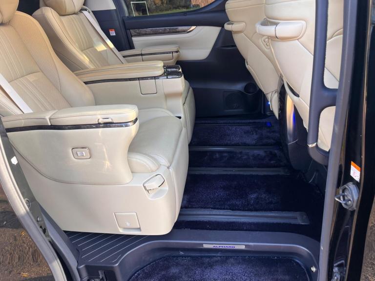  Toyota Alphard 2.5 HYBRID PETROL EXECUTIVE LOUNGE Petrol/Electric Hybrid Automatic
