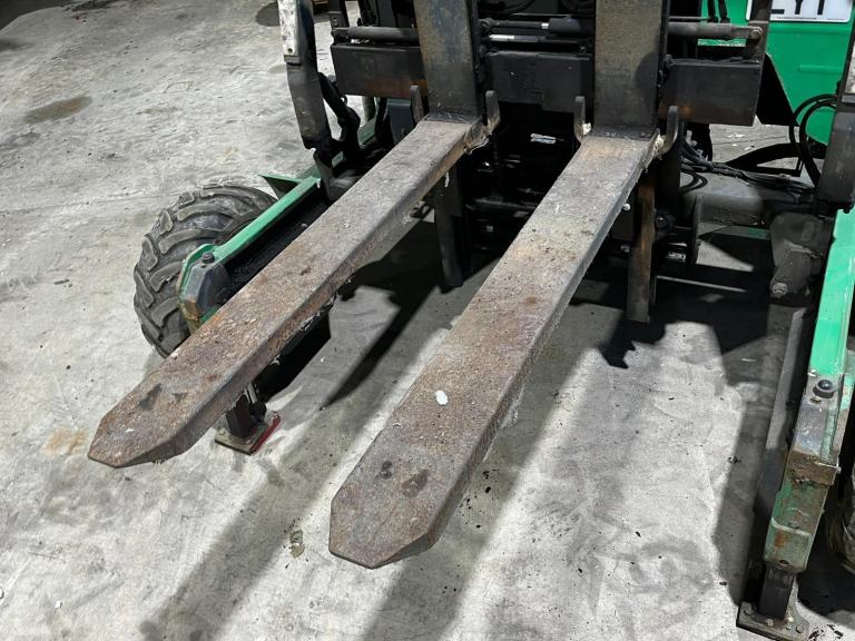 2015 MOFFETT M5 25.3 