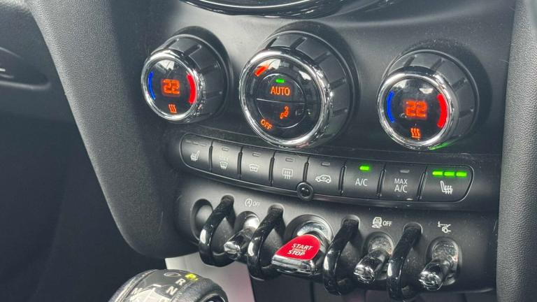  MINI Convertible 1.5 Cooper 2dr Auto Convertible Petrol Automatic