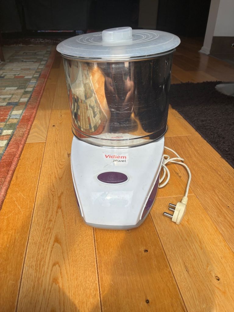 Wet grinder