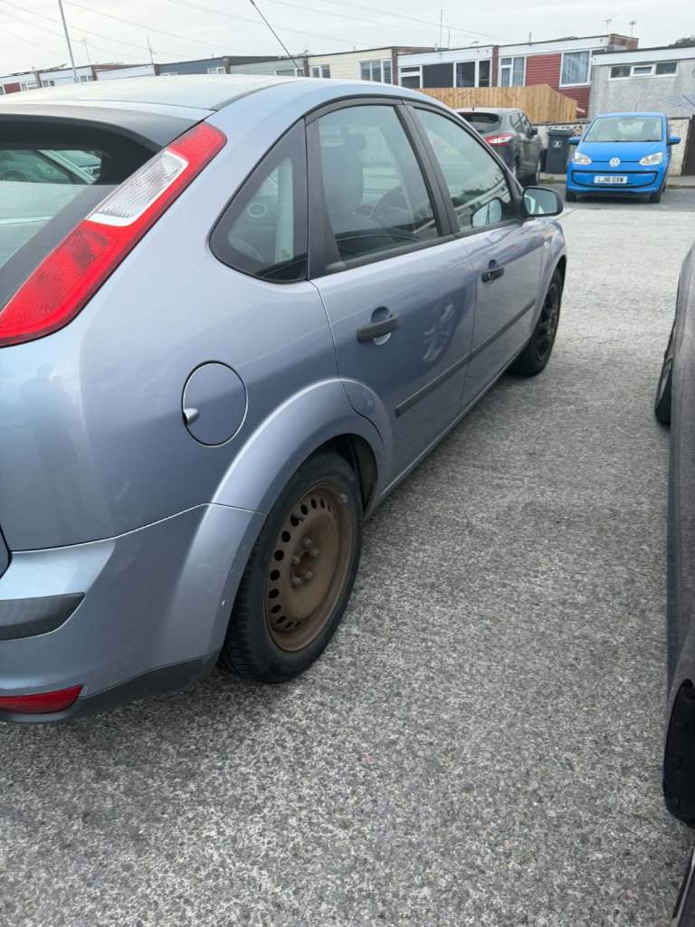 Ford, FOCUS, Hatchback, 2005, Manual, 1596 (cc), 5 doors