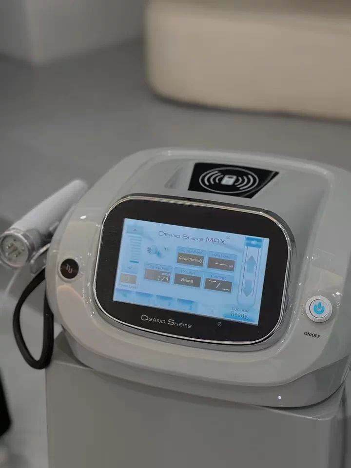 Professional Derma Shine Beauty Machine - Hydra Injection, Gold Microneedle & Ice Hammer