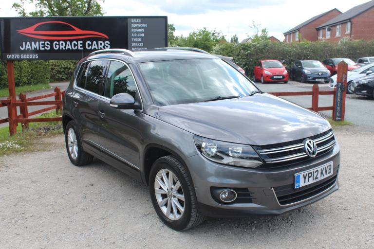VOLKSWAGEN TIGUAN 2.0 TDI BlueMotion Tech SE 2012
