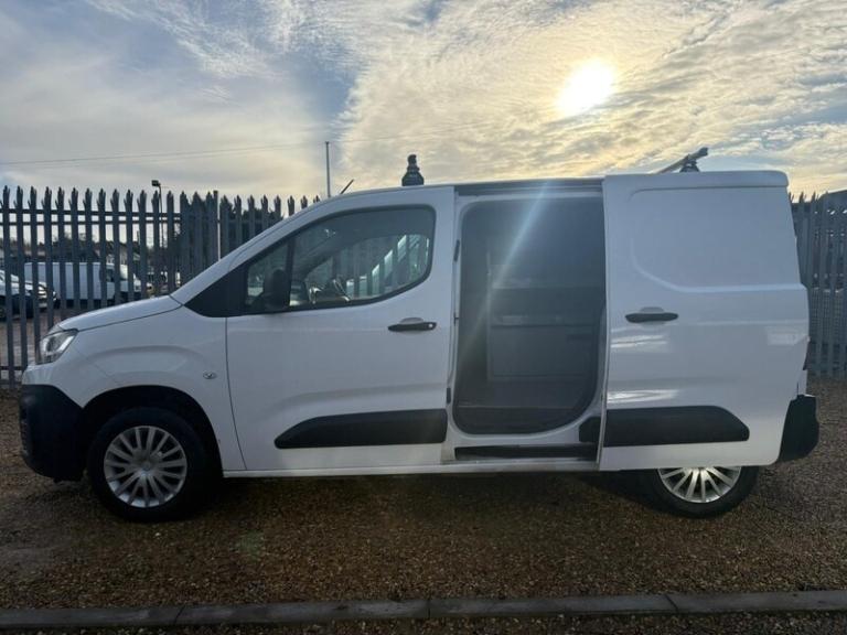2021 Citroen Berlingo 1.5 BlueHDi 650 Enterprise M Pro L1 SWB PANEL VAN - WHITE Panel Van Diesel ...