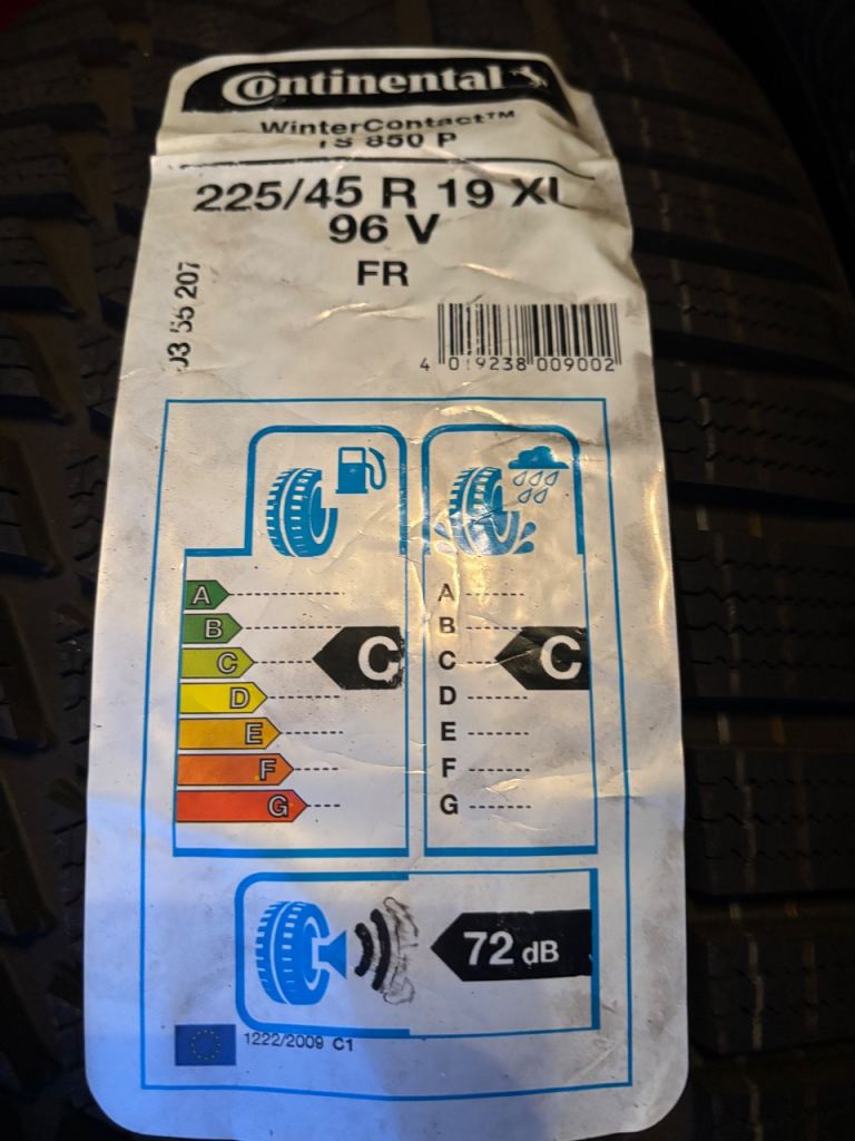 Continental winter contact 225/45/19