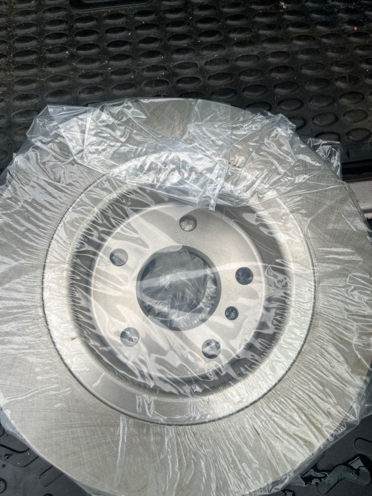Land Rover discovery brake discs brand new