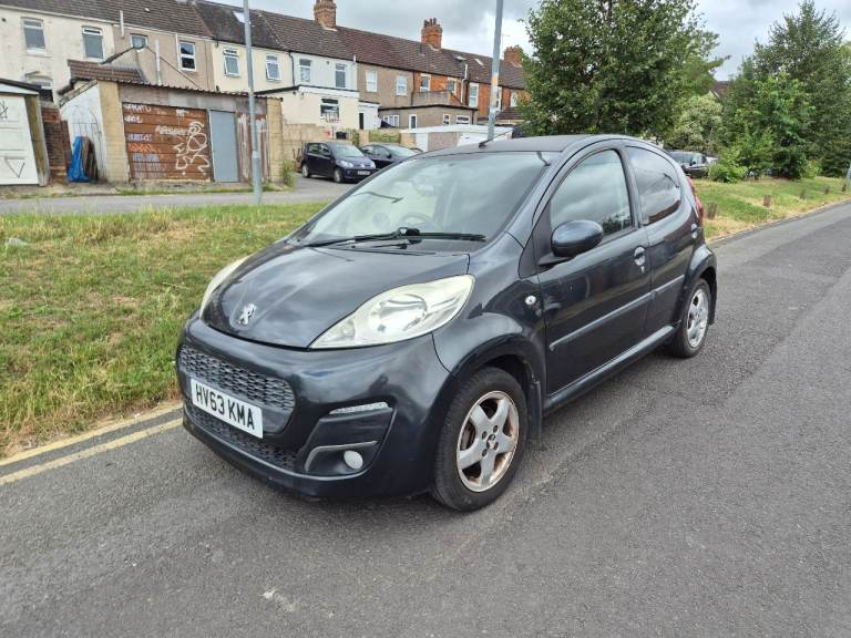 Peugeot, 107, Hatchback, 2013, Manual, 998 (cc), 5 doors
