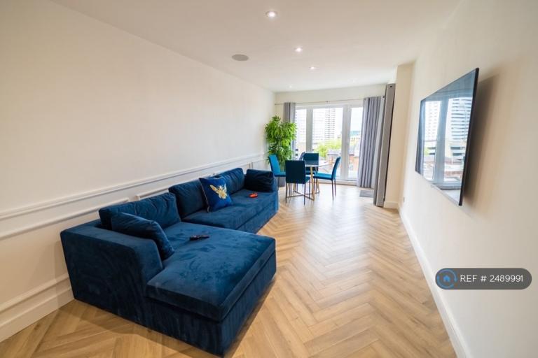 1 bedroom flat in The Mailbox, Birmingham, B1 (1 bed) (#2489991)