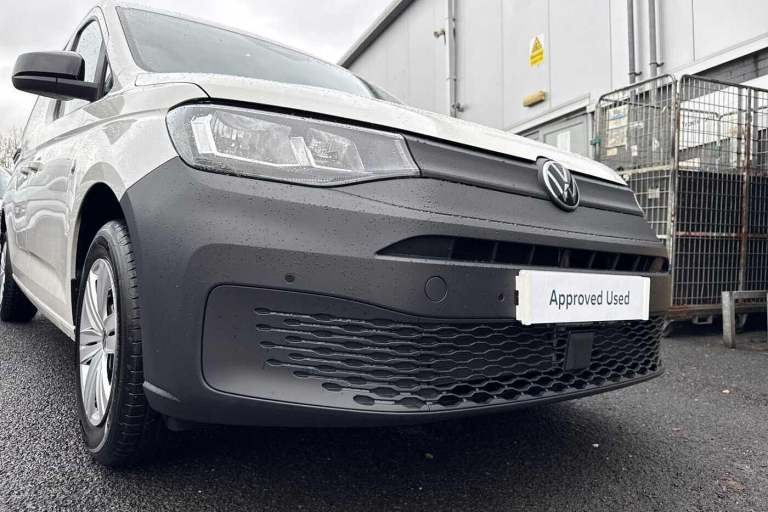 2025 Volkswagen Caddy Maxi C20 Caddy Cargo Commerce Maxi 102 PS 2.0 TDI 6sp Manual Van DIESEL Manual