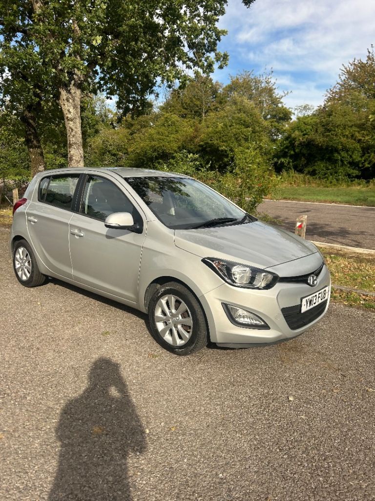 Hyundai, I20, Hatchback, 2013, Manual, 1120 (cc), 5 doors
