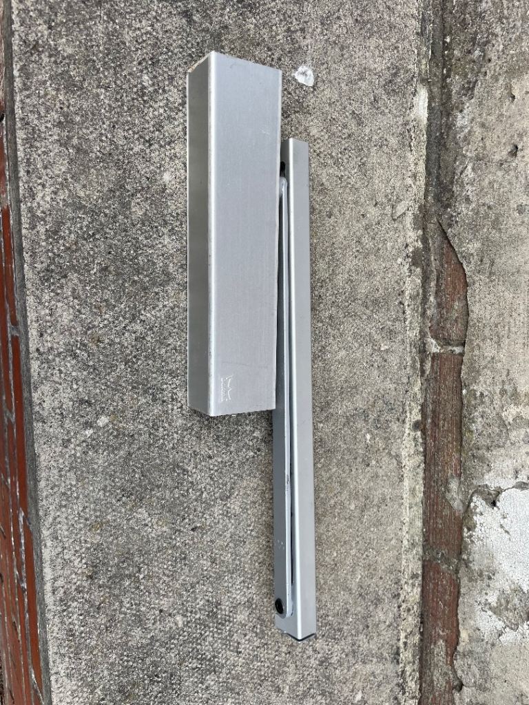 Dorma TS92 Door Closer - Silver, Good Condition