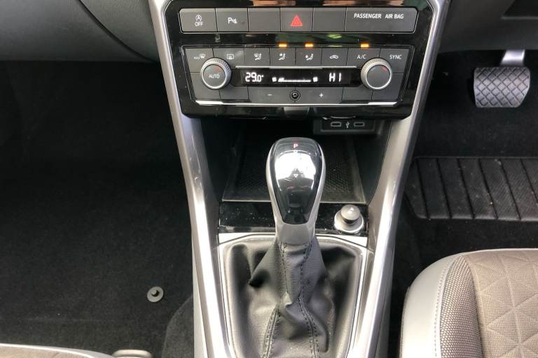 2021 Volkswagen T-Cross 1.0 TSI 110 SEL 5dr DSG Hatchback PETROL Automatic