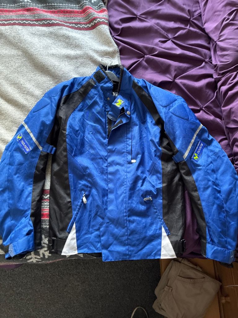 Light weight motorcycle jacket 