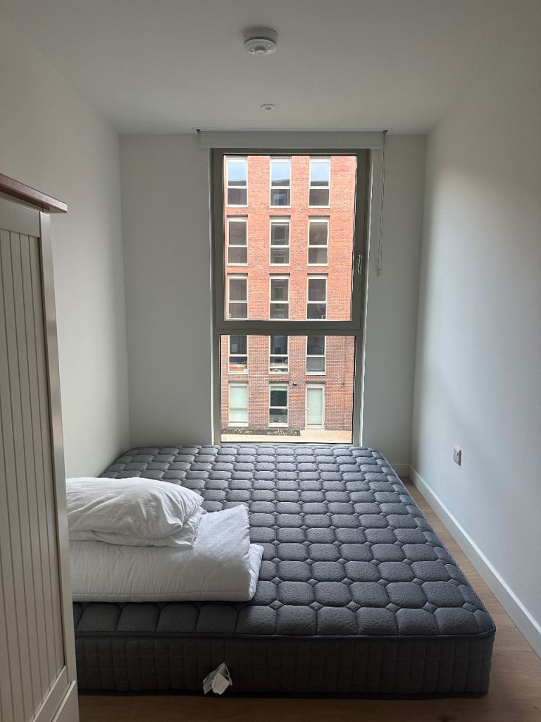 Looking for a 3rd Flatmate – Double Room