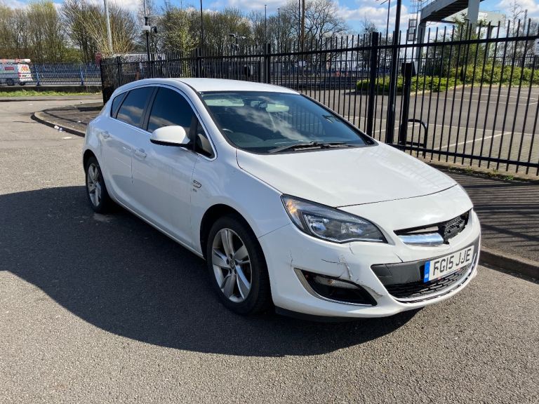 2015 vauxhall astra