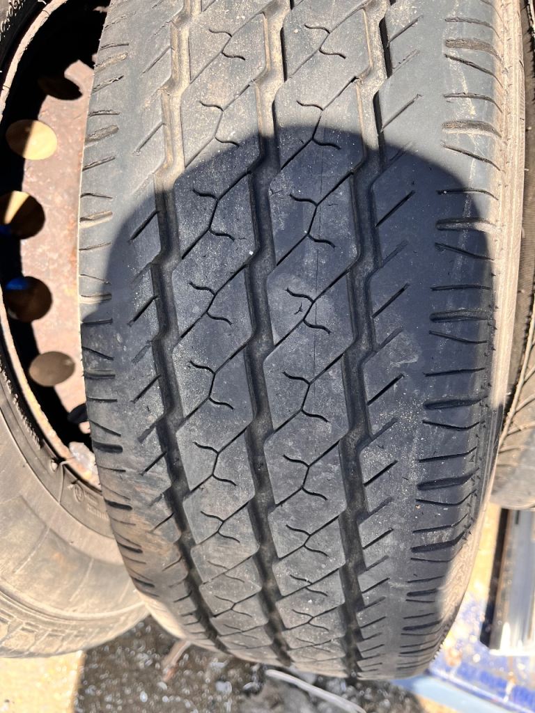 Transit custom Tyers on metal rims , 215/65/R15 , 