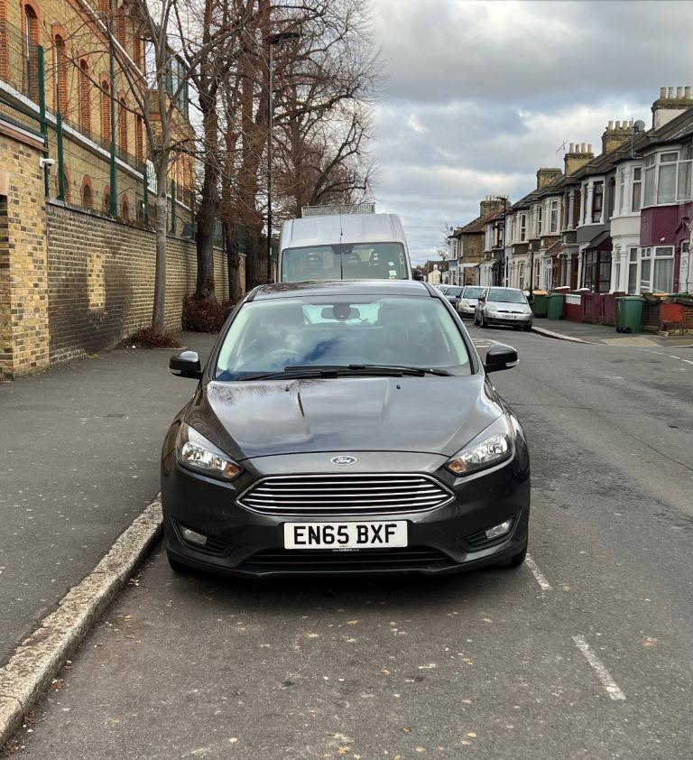 Ford, FOCUS, Hatchback, 2015, Manual, 999 (cc), 5 doors