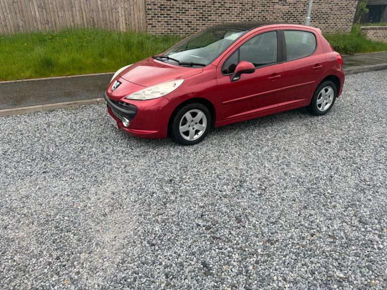 PEUGEOT 207 LONG MOT LEZ COMPLIANT GREAT LITTLE CAR 