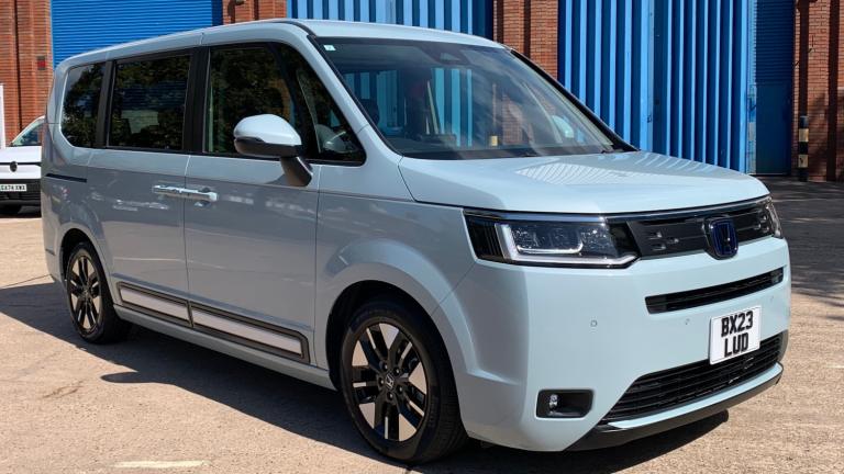 2023 Honda Stepwagon AIR MODEL RP8 2.0 PETROL HYBRID 7 SEATS AUTO 36K MILES FRESH JAP IMPORT MPV ...