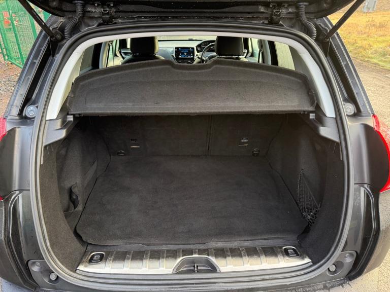 2017 Peugeot 2008 1.6 BlueHDi 100 Allure 5dr HATCHBACK Diesel Manual