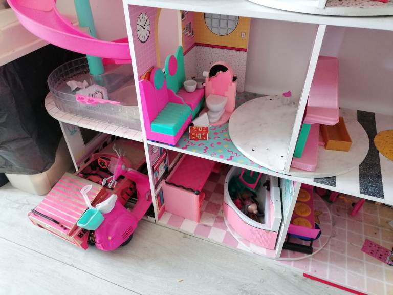 LOL Doll house